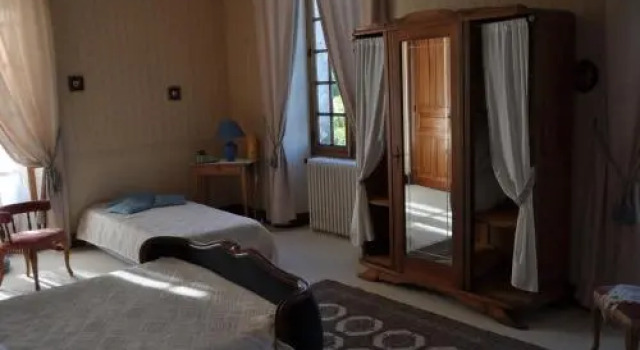 Logis de La Cantinolière, Book Hotel Villefagnan Charente