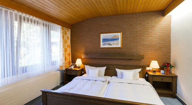 Hotel Zur Heidschnucke, Забронировать Отель Отели Люнебургская пустоши по системе «всё включено», Всё включено
