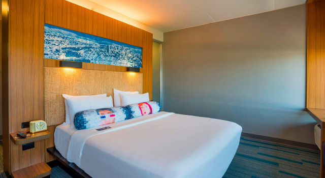 Aloft by Marriott Portland Airport at Cascade Station