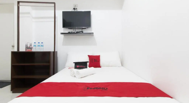 Семейный номер Standard RedDoorz near Liceo De Cagayan University Highschool