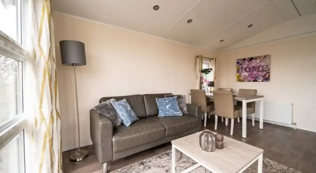 Veluwemeer Chalet With Microwave, Rezerwuj Chalet Hotele w Veluwe z parkingiem, Parking