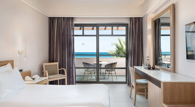 Двухместный номер Standard с видом на море Porto Platanias Beach Resort & Spa