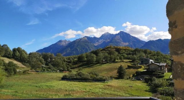Апартаменты Aosta Stunning Panoramic Views From Modern Two Bedroom Apartment