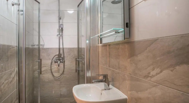 Студия Superior Serenity Split Apartments