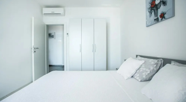 Двухместные апартаменты Comfort с балконом и с видом на море Kaja - right next to the beach