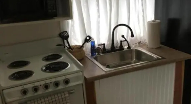 Коттедж Baby Bears Cozy Cabin with pool