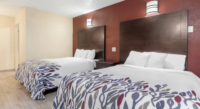 Четырёхместный номер Superior Red Roof Inn La Marque - Texas City