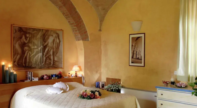 Elegant Tuscan Mansion