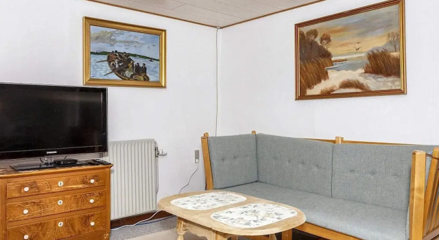 2 Person Holiday Home in Snedsted, Забронировать Дом для отпуска Отели Снедстед с парковкой, Парковка
