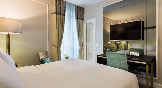 Двухместный номер Deluxe Отель Hilton Paris Opera