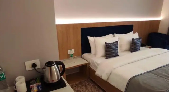 Номер Executive Sapphire Blue