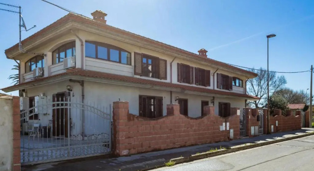 Апартаменты AnaeleHouseapartments LTB