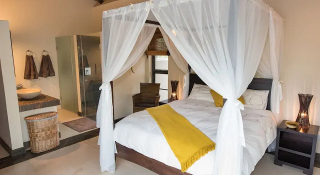 Luxury Villa With a Swimming Pool in Hoedspruit, Prenota Villa Hoedspruit 