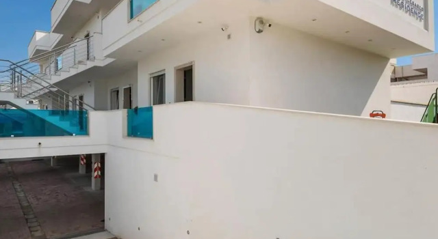Absolute Suite Apartments