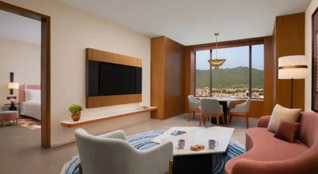 Двухместный люкс с видом на окрестности Hyatt Place Butwal