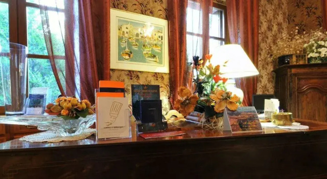 Relais Saint Roch, Prenota Hotel Hotel a Alvernia con parcheggio, Parcheggio