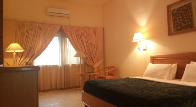 Camera Deluxe Asaa Pyramid Hotel