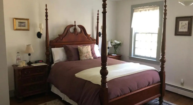 Номер Deluxe Riverwind Inn Bed and Breakfast