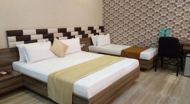 Hotel Shahi Darbar, Rezervovat Hotel Hotely v Gujarat s parkováním, Parkování