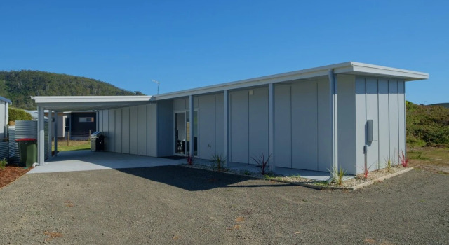4 Redbill Drive, Rezerwuj Hotel Bicheno Tasmania, w pobliżu Wycieczki z obserwacją pingwinów w Bicheno