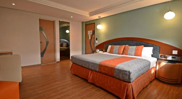 Hotel Catalina, Забронировать Отель Отели Мехико 3 звезды, рядом с Кафедральный собор Мехико, 3*