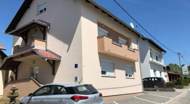 Apartmani "Mimoza", Boek Hotel Hotels in Lika-Senj County met zwembad, Zwembad