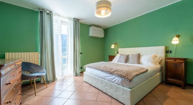 Апартаменты Deluxe Lakefront Retreat by Wonderful Italy