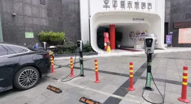 Mianyang 4D Future Hotel (Gaoshui Branch), Prenota Hotel Hotel a Mianyang con parcheggio, Parcheggio