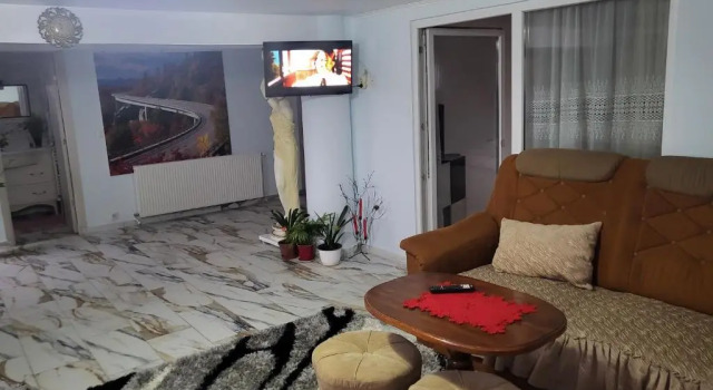 Apartament cu terasa si gratar