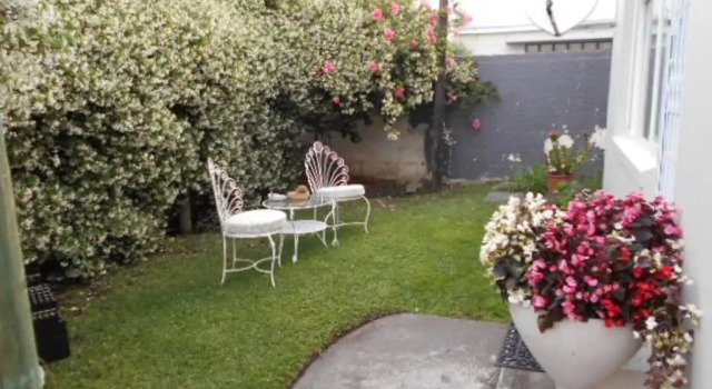 Апартаменты c 1 комнатой Jasmine Cottage - Cool cottage, hot location