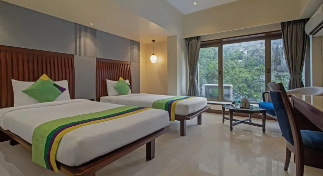 Двухместный номер Deluxe Treebo Regency - Bund Garden, Dhole Patil Road