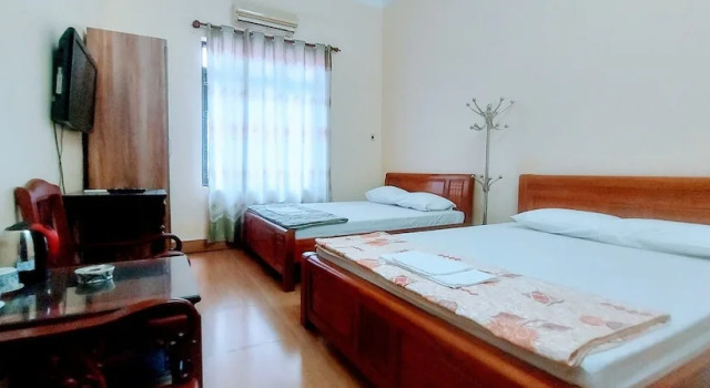 Трёхместный номер Standard Linh Dan Hotel