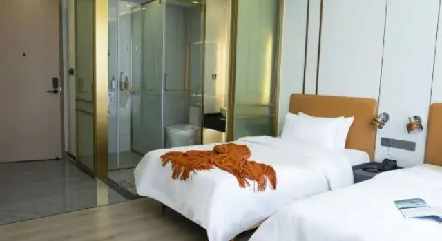 Капсула с 2 комнатами DAILY HOTEL (Guangzhou Panyu Changlong Xiajiao Metro Station Store)