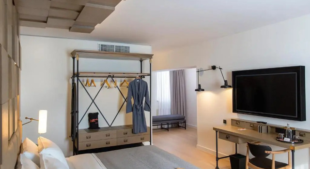 Двухместный полулюкс Canopy by Hilton Zagreb City Centre