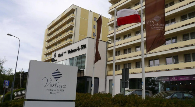 Vestina Wellness & SPA Hotel, Забронировать Курортный отель Курортные отели Мендзыздрое, рядом с Порт Мендзиздруй, Курортный отель