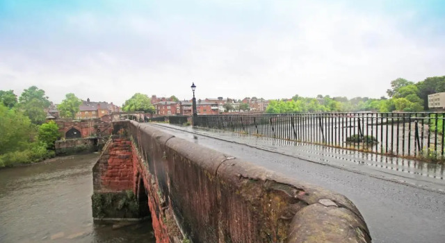 Апартаменты Handbridge House, A Character Home Close to City Centre