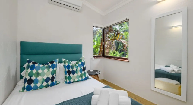 San Lameer Villa Rentals  3207