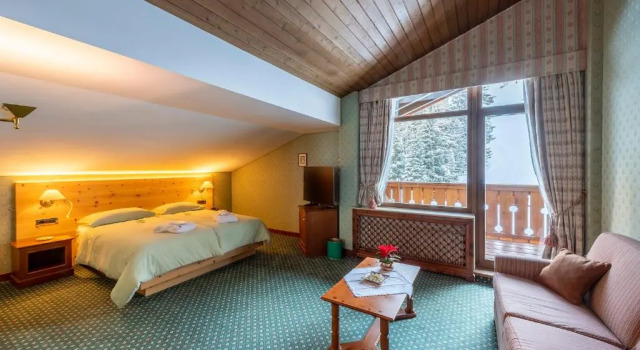Четырёхместный номер Comfort Hotel Sochers Club