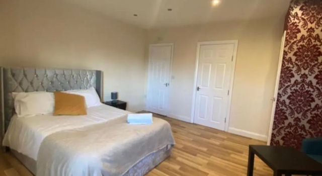 Апартаменты Roundhay Apartments