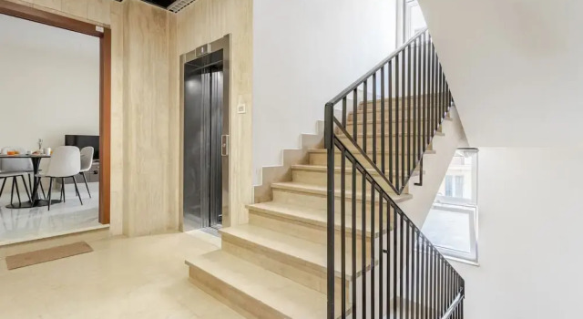 Luxury near the Station 2 bedrms 2 baths, Забронировать Отель Болонья провинция Болонья, рядом с Башня Гарисенда