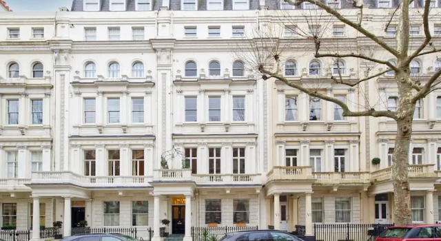 Grand 2 Bedroom Flat Kensington