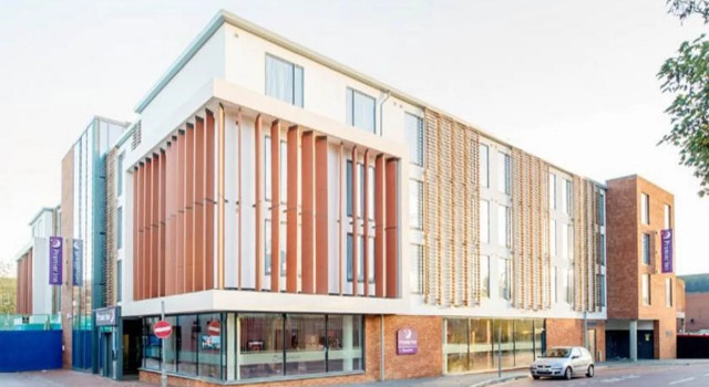 Premier Inn St Albans City Centre, Забронировать Отель Отели Англии 3 звезды, 3*