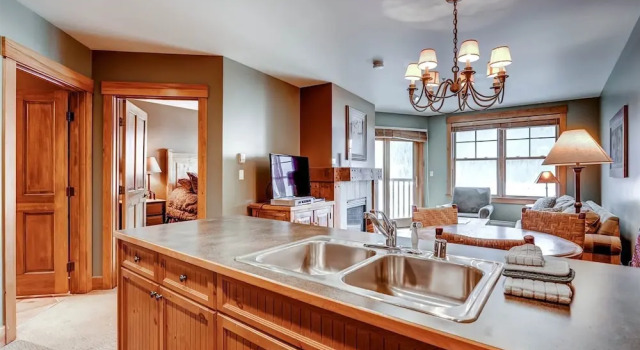 1 Bedroom Springs Condo in River Run Village Just 75 Yards from the River Run Gondola