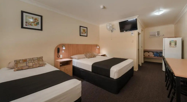Трёхместный номер Standard Winter Sun Motel