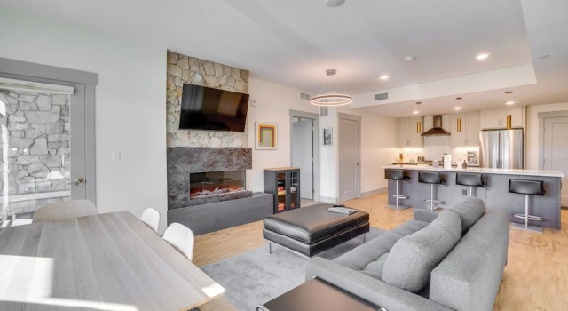 Апартаменты Modern Winter Park Condo w/ Community Hot Tub!