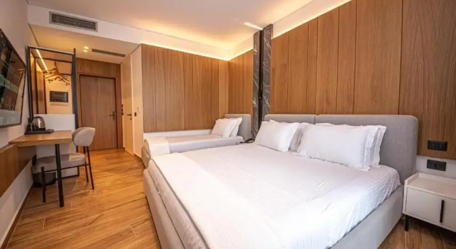 Трёхместный номер Deluxe с балконом и с видом на море Nobbu Hotel Ksamil
