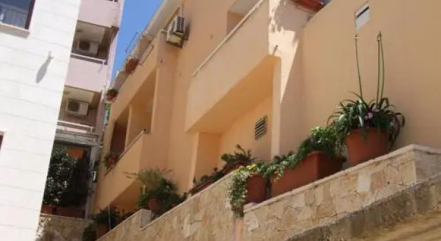 Apartments Pod Lozom with Seaview, Book Apartment Petrovac na Moru 