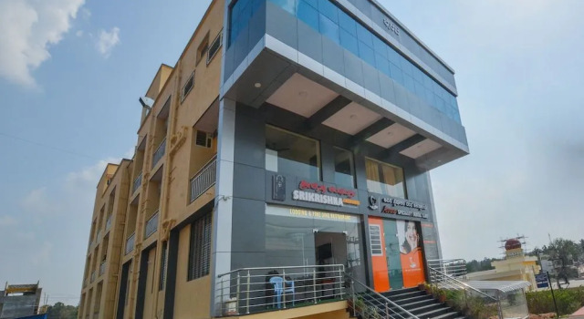 OYO 13750 Sri Krishna Comforts, Buchen Sie Hotel Mysore Karnataka