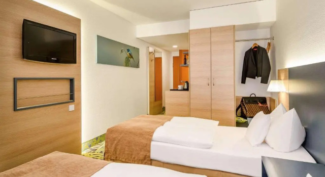 Двухместный номер Standard PLAZA INN Regensburg