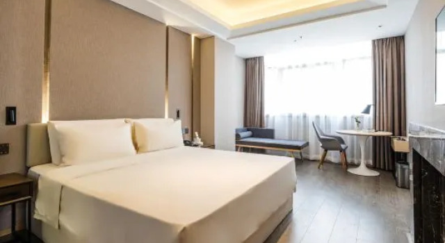 Двухместный люкс Atour Hotel